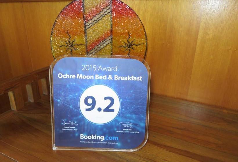 Ochre Moon B&b