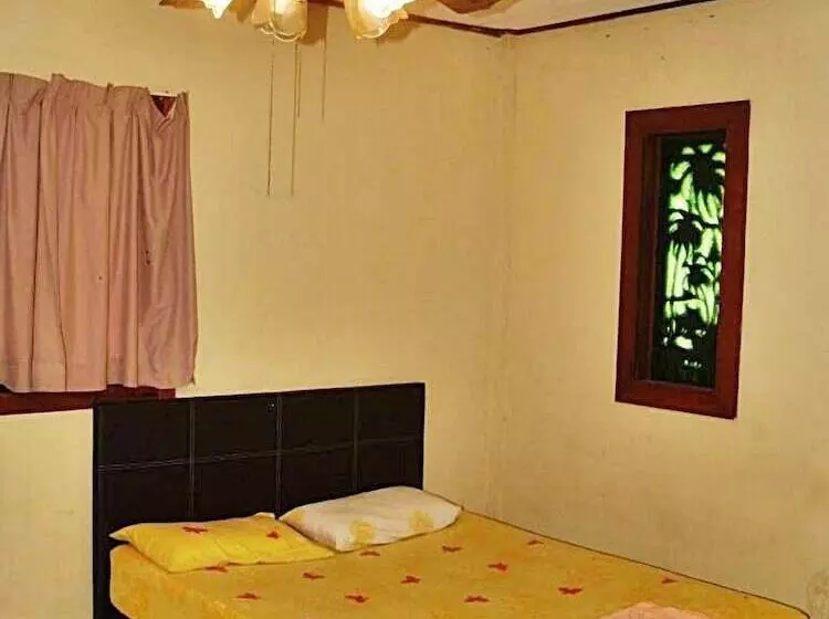 Pensión Cenang Rest House