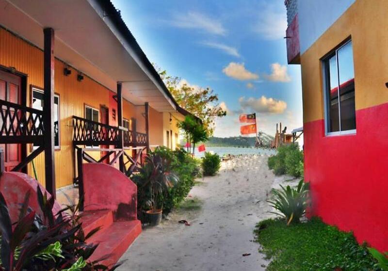 פנסיון Cenang Rest House