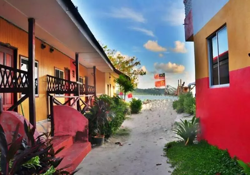 Pensión Cenang Rest House