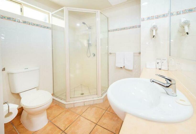 Shamrock Gardens Motel