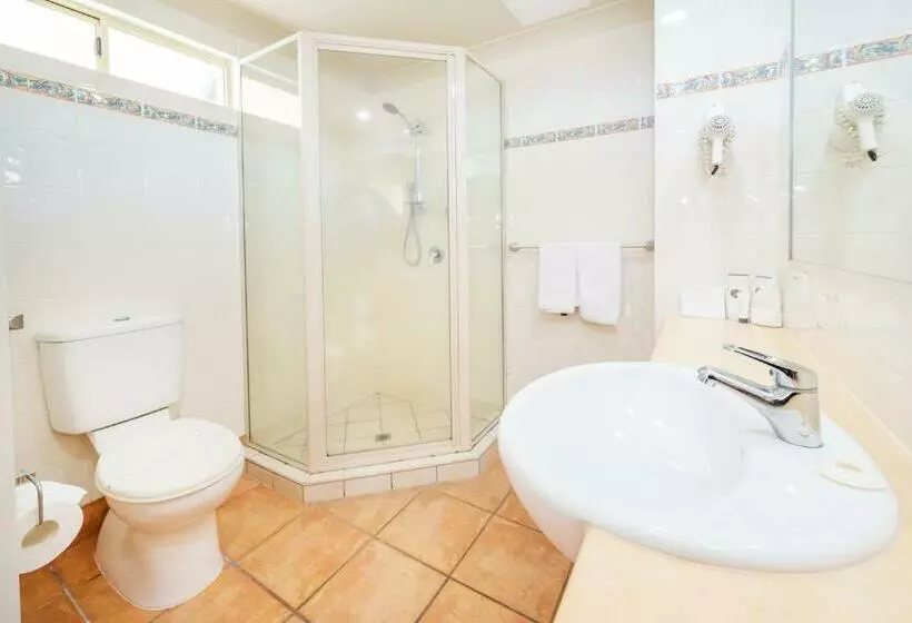 Shamrock Gardens Motel