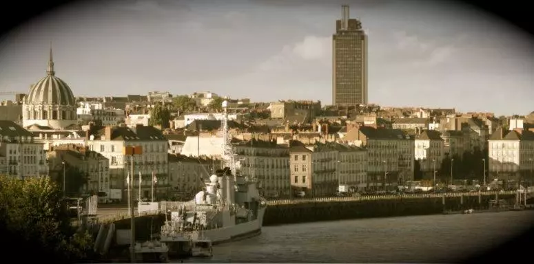 Surprenantes   Voyage En Ballon