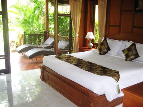 Baan Laem Noi Villa S