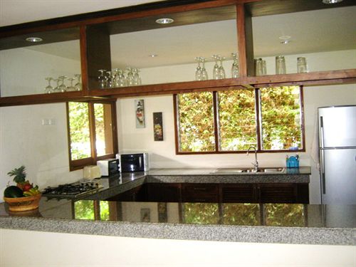 Baan Laem Noi Villa S