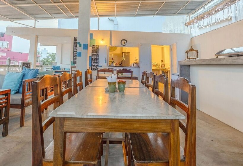 Bed & Breakfast Itsy Hotels Red Lotus Heritage, Promenade Beach