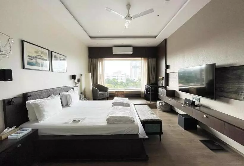 Central Bed & Breakfast