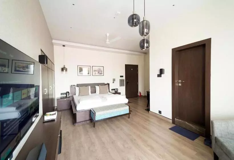 Central Bed & Breakfast