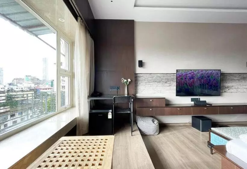 Central Bed & Breakfast