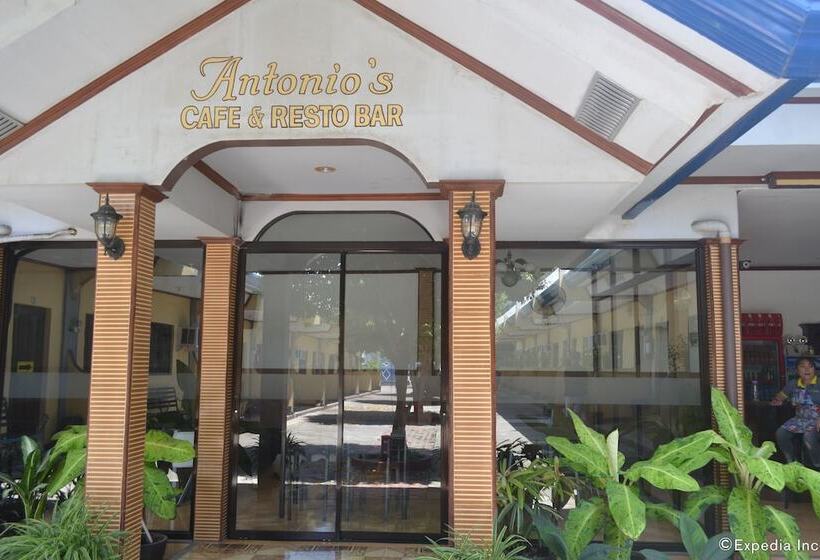 בית מלון כפרי Antonio S Apartelle & Suites