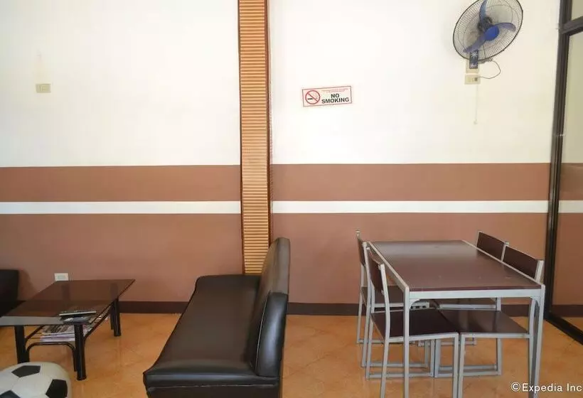 בית מלון כפרי Antonio S Apartelle & Suites