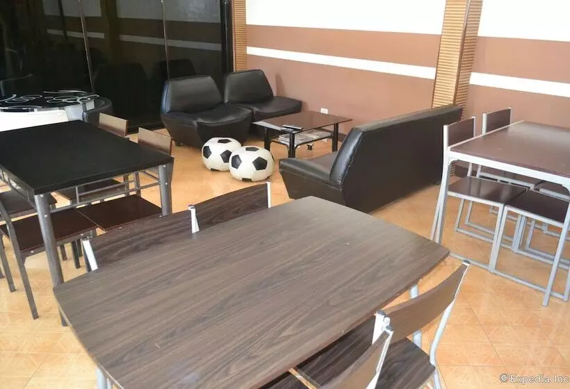 בית מלון כפרי Antonio S Apartelle & Suites