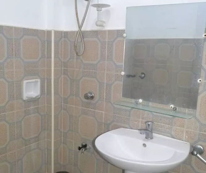 בית מלון כפרי Antonio S Apartelle & Suites