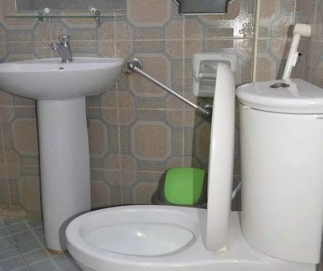 בית מלון כפרי Antonio S Apartelle & Suites