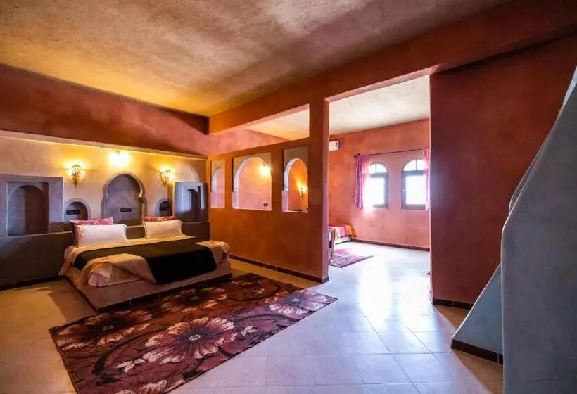 Отель Auberge Sahara