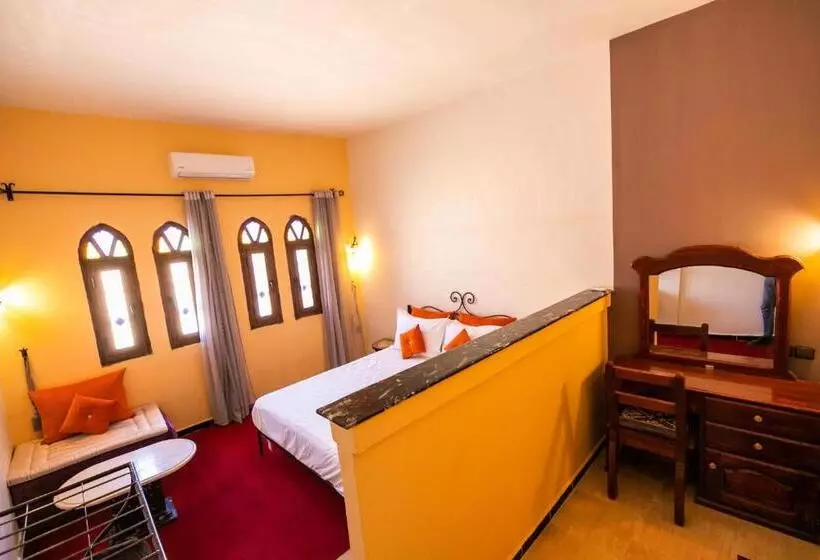 Отель Auberge Sahara