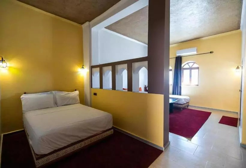 Отель Auberge Sahara