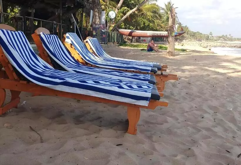 Hotel Ceylon Sea