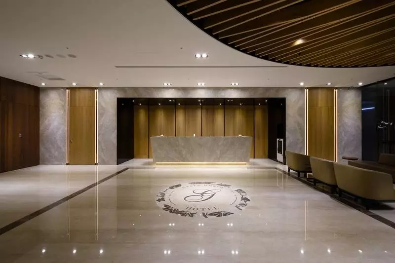 هتل Green World Grand Nanjing