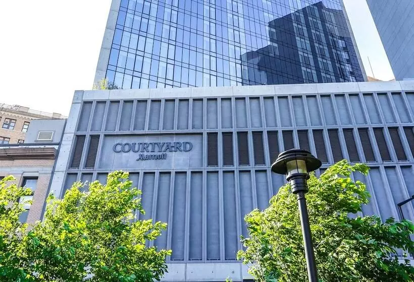 Hotelli Courtyard By Marriott Long Island City/new York Manhattan View