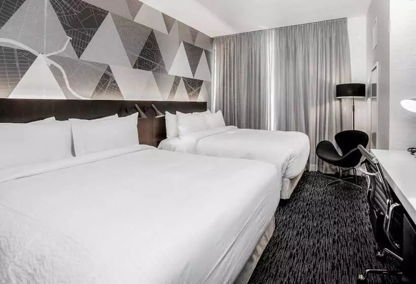 Hotelli Courtyard By Marriott Long Island City/new York Manhattan View