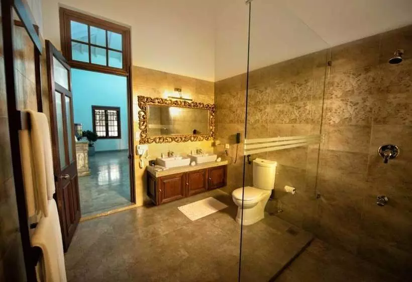 Hotel D Pavilion Boutique