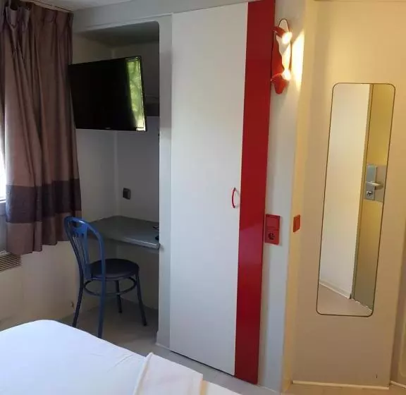 هتل Hôtel Althea Piscine Et Sauna