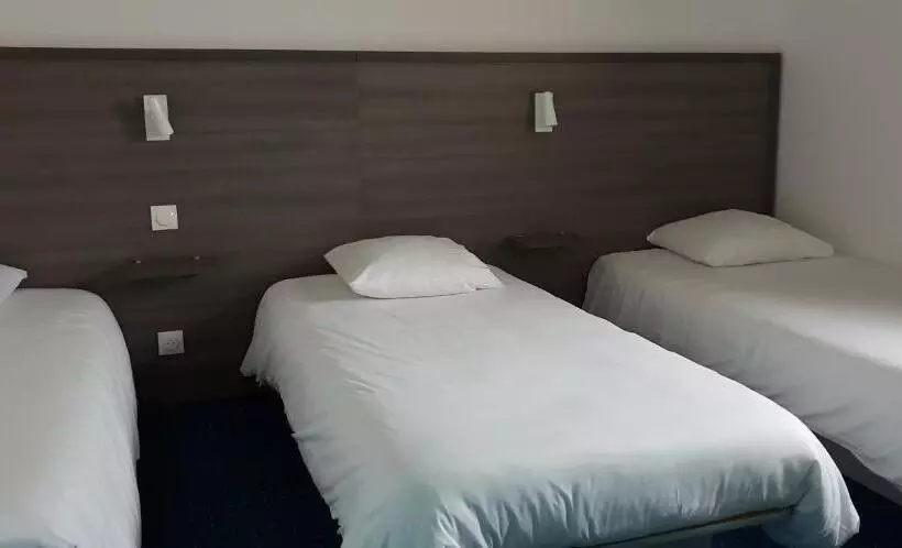 هتل Hôtel Althea Piscine Et Sauna