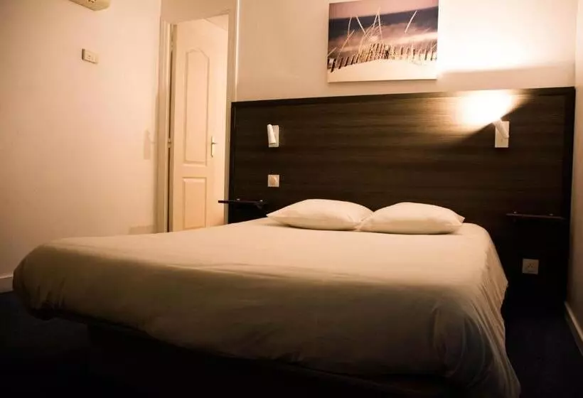 هتل Hôtel Althea Piscine Et Sauna