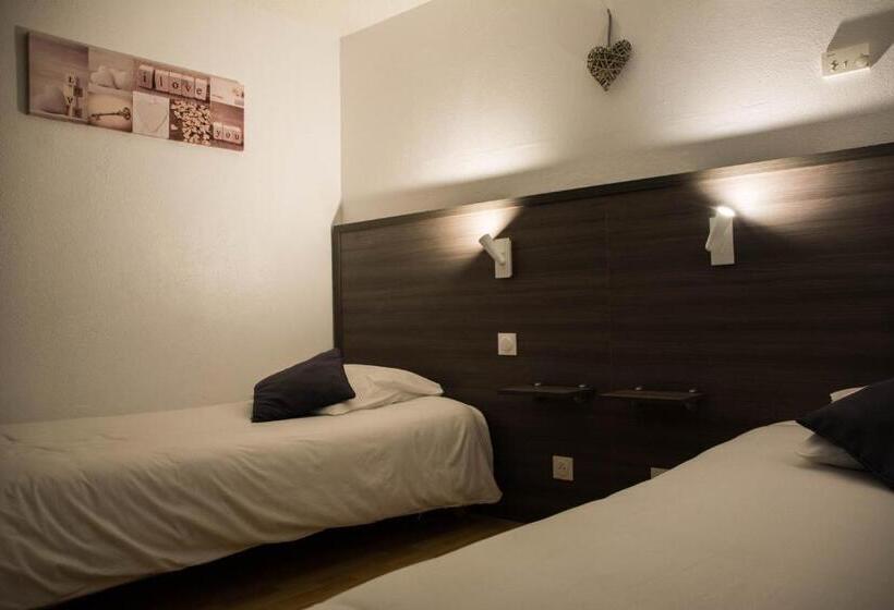 בית מלון כפרי Hôtel Althea   Piscine Et Sauna