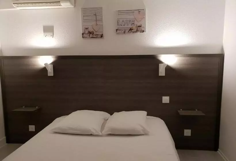 هتل Hôtel Althea Piscine Et Sauna