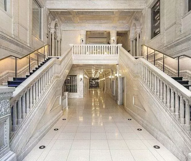 Kimpton Gray Hotel Chicago, An Ihg