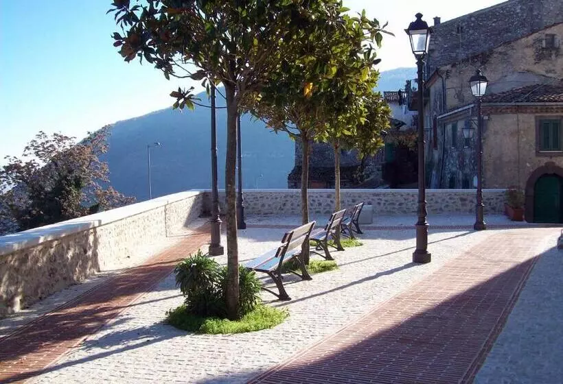 호텔 La Locanda Del Ruspante