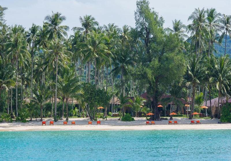 ホテル Medee Resort