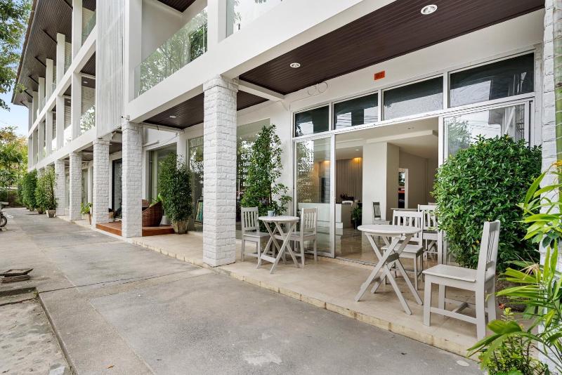 בית מלון כפרי Chaweng Terrace