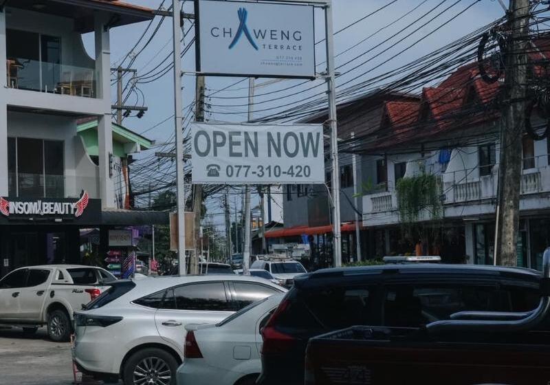 בית מלון כפרי Chaweng Terrace