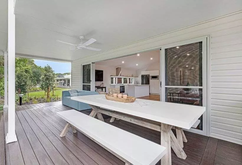 Отель Reflections Evans Head Holiday Park