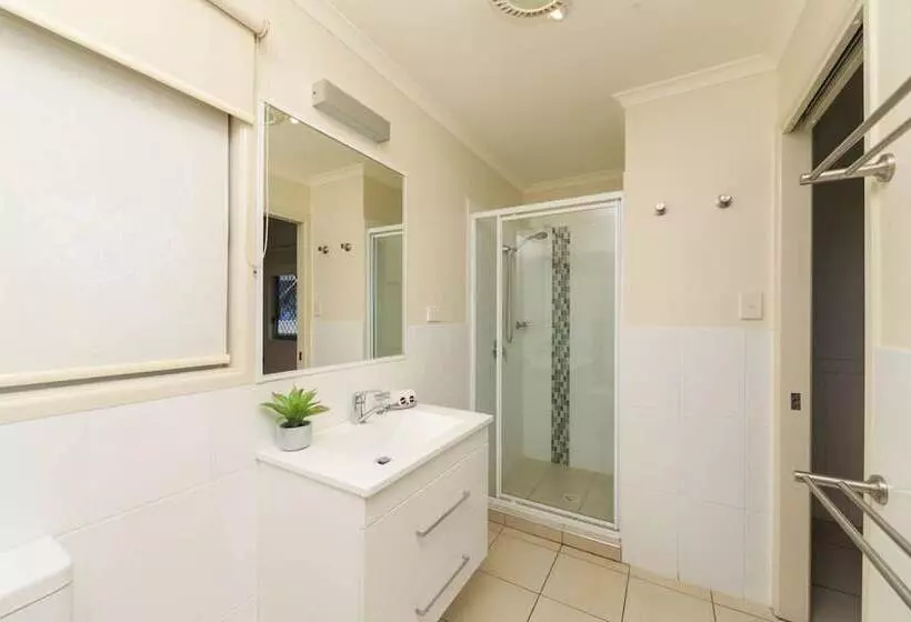 Отель Reflections Corindi Beach Holiday Park