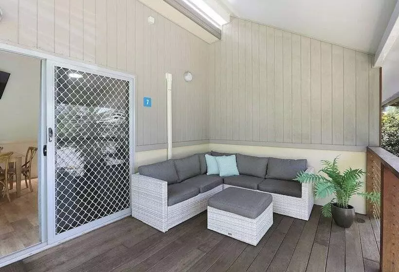 Отель Reflections Corindi Beach Holiday Park