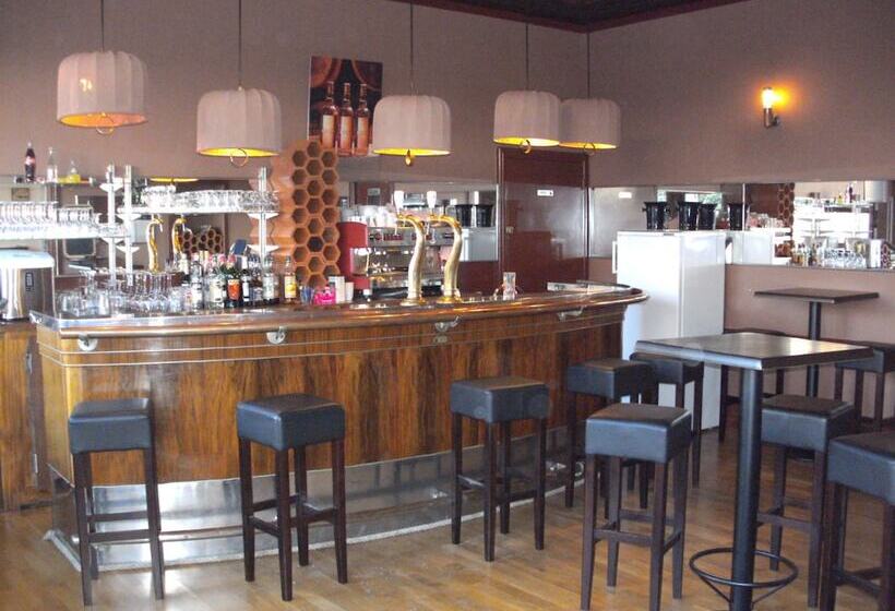Отель Bar Restaurant Saint Paul