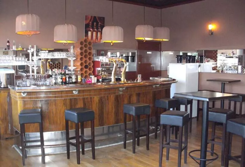 ホテル Bar Restaurant Saint Paul