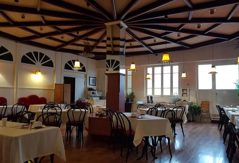 ホテル Bar Restaurant Saint Paul