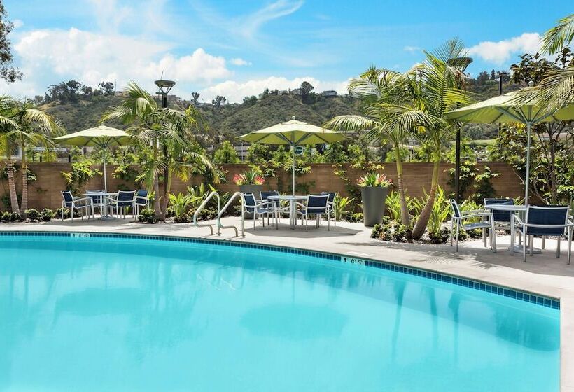فندق Springhill Suites By Marriott San Diego Mission Valley