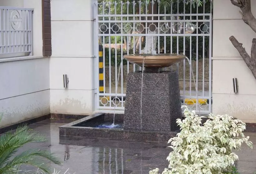 ホテル Stately Suites  Mg Road