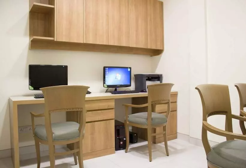 ホテル Stately Suites  Mg Road