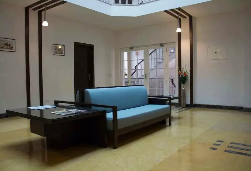 ホテル Stately Suites  Mg Road