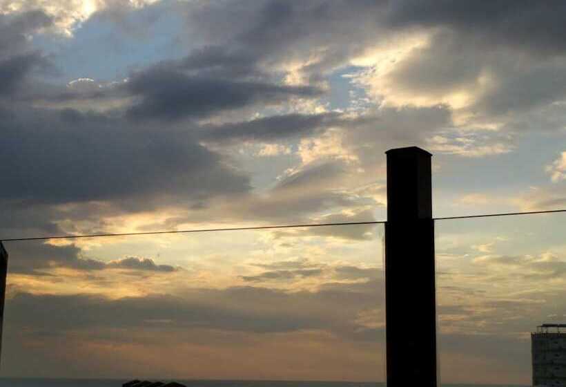 فندق The Residence