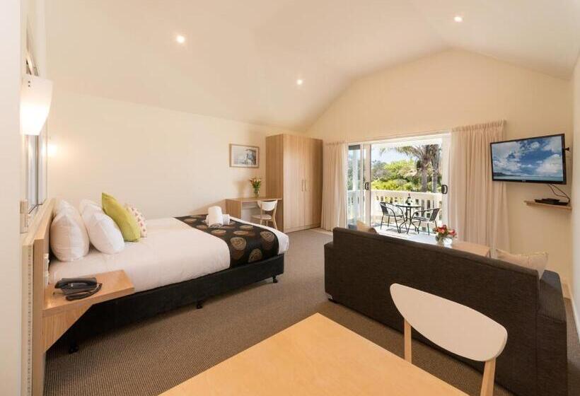 فندق على الطريق Boathouse Resort Studios And Suites