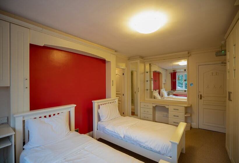 ペンション Oakcroft Guesthouse Manchester Airport