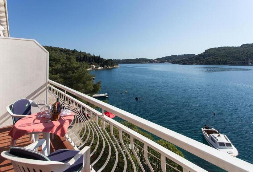 פנסיון Villa Malfi